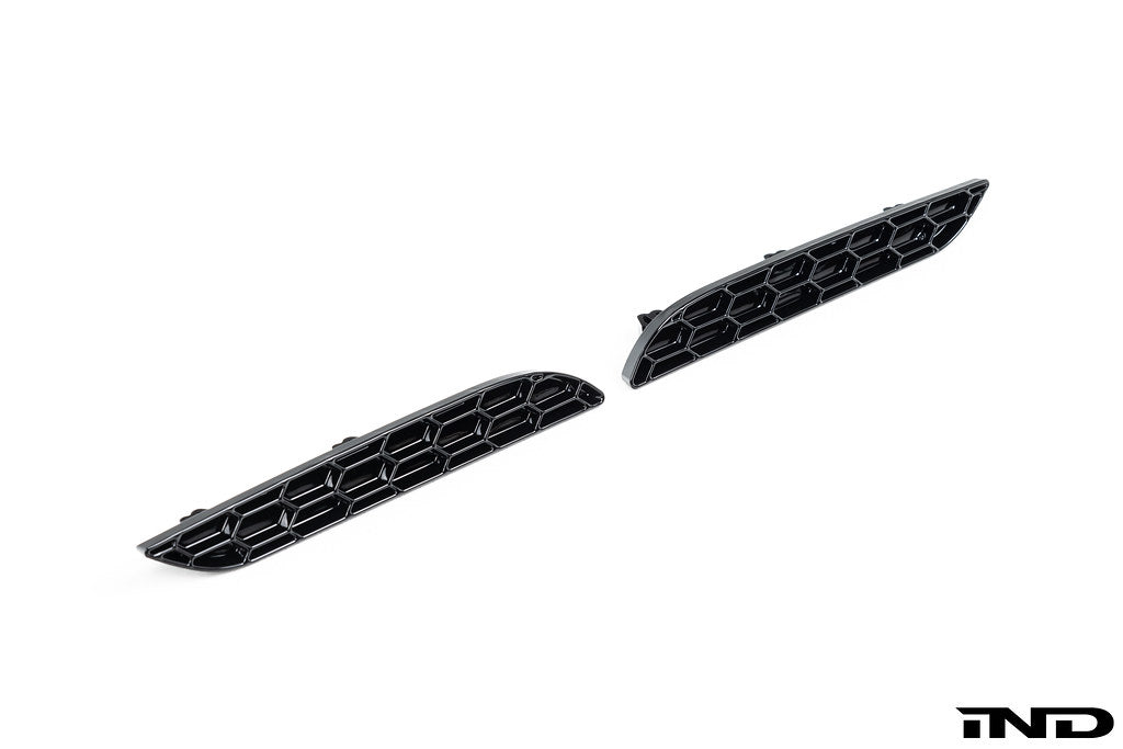 Acexxon G42 2-Series M-Sport Rear Reflector Insert Set - Honeycomb-Exterior-Grocery Getter Performance