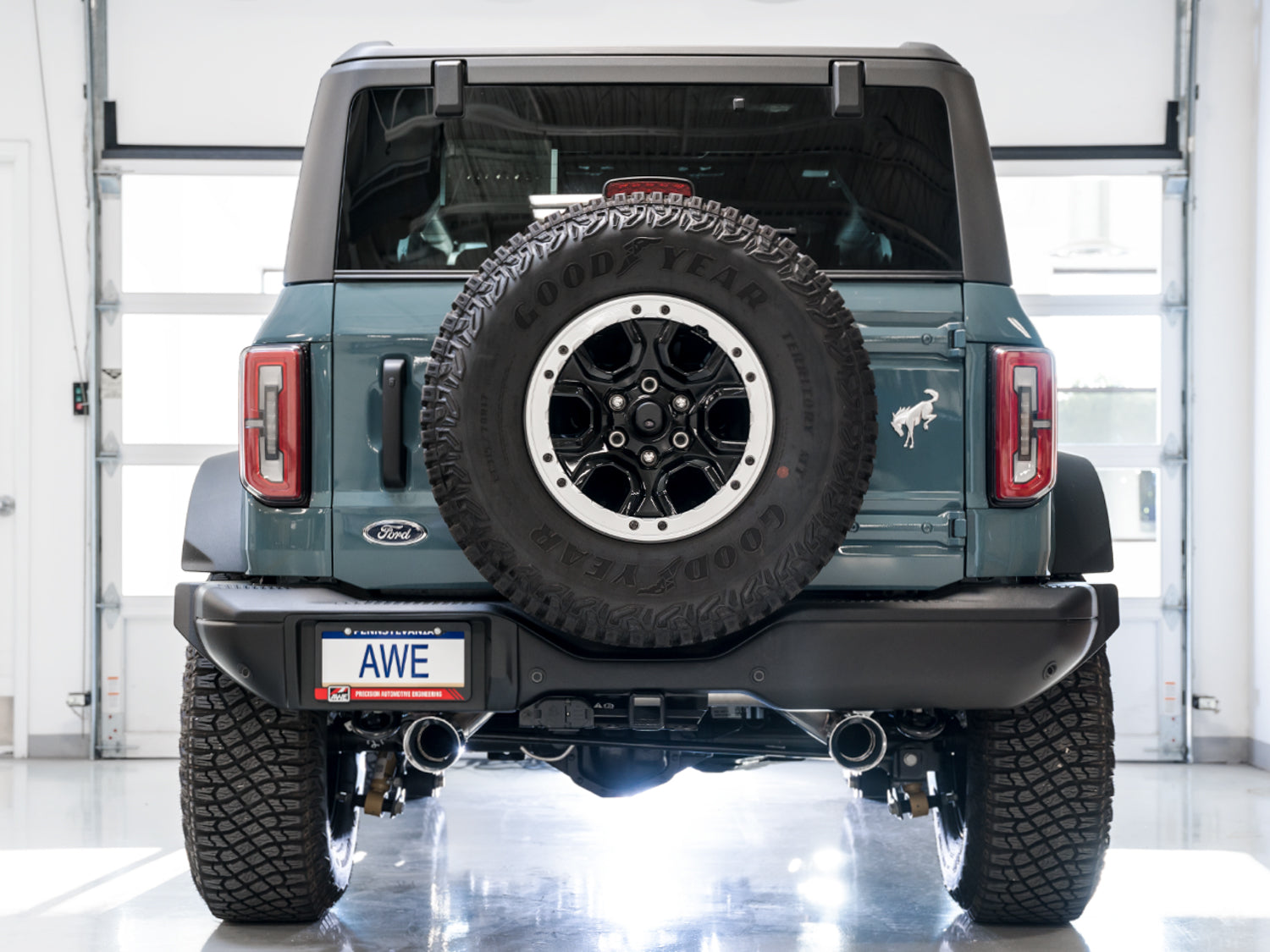 AWE 0FG Catback Exhaust for Ford Bronco with BashGuard™ - Dual 4.5" Chrome Silver Tips