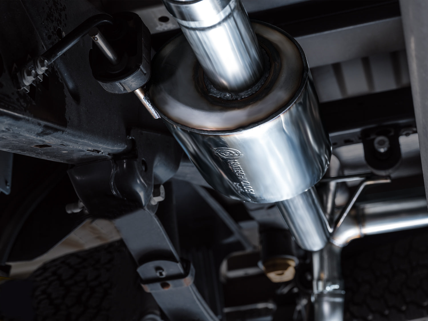 AWE 0FG Non-Resonated Catback for '21+ Ford F-150 Tremor (With Bumper Cutouts) - Chrome Silver Tips