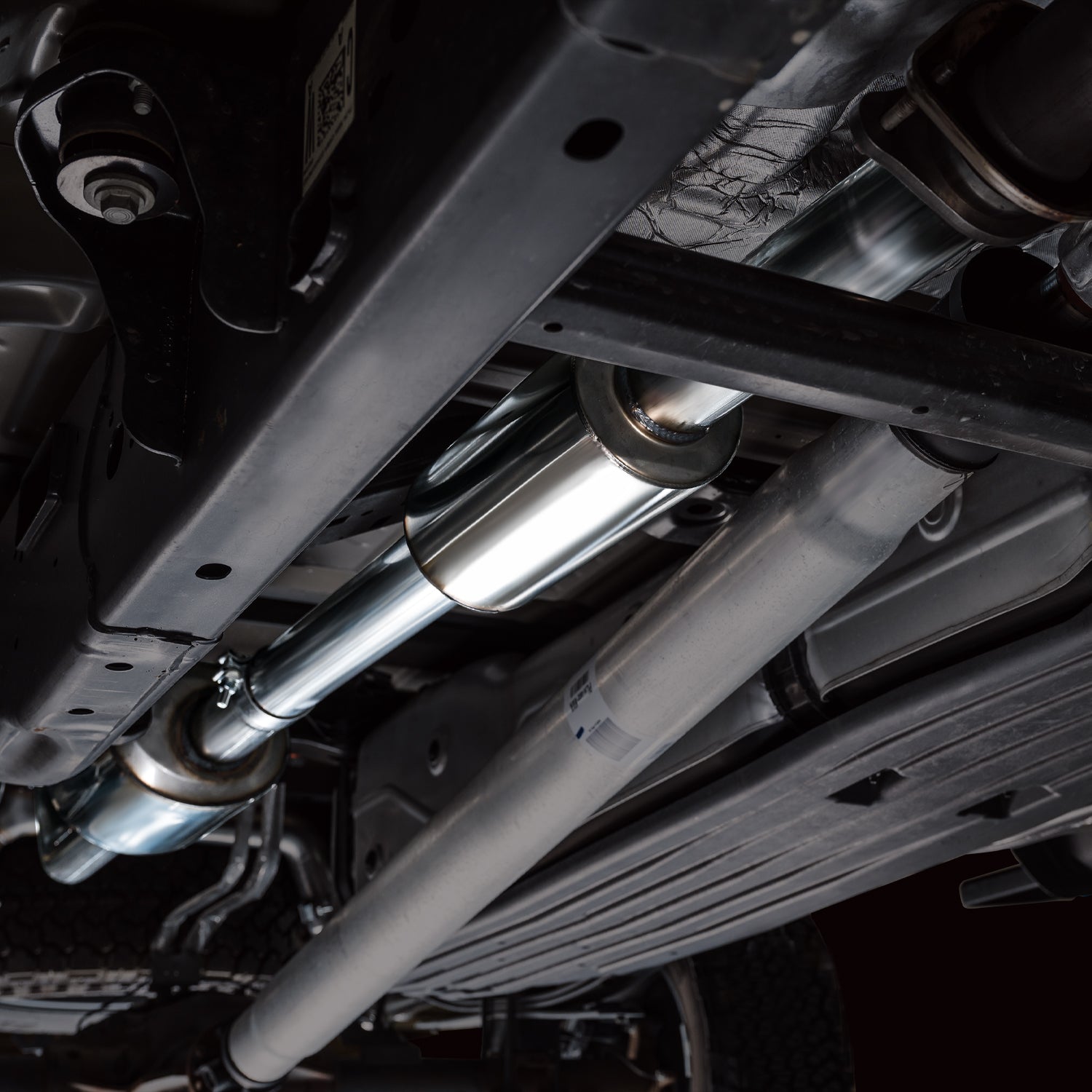 AWE 0FG Resonated Catback for '21+ Ford F-150 Tremor (With Bumper Cutouts) - Diamond Black Tips