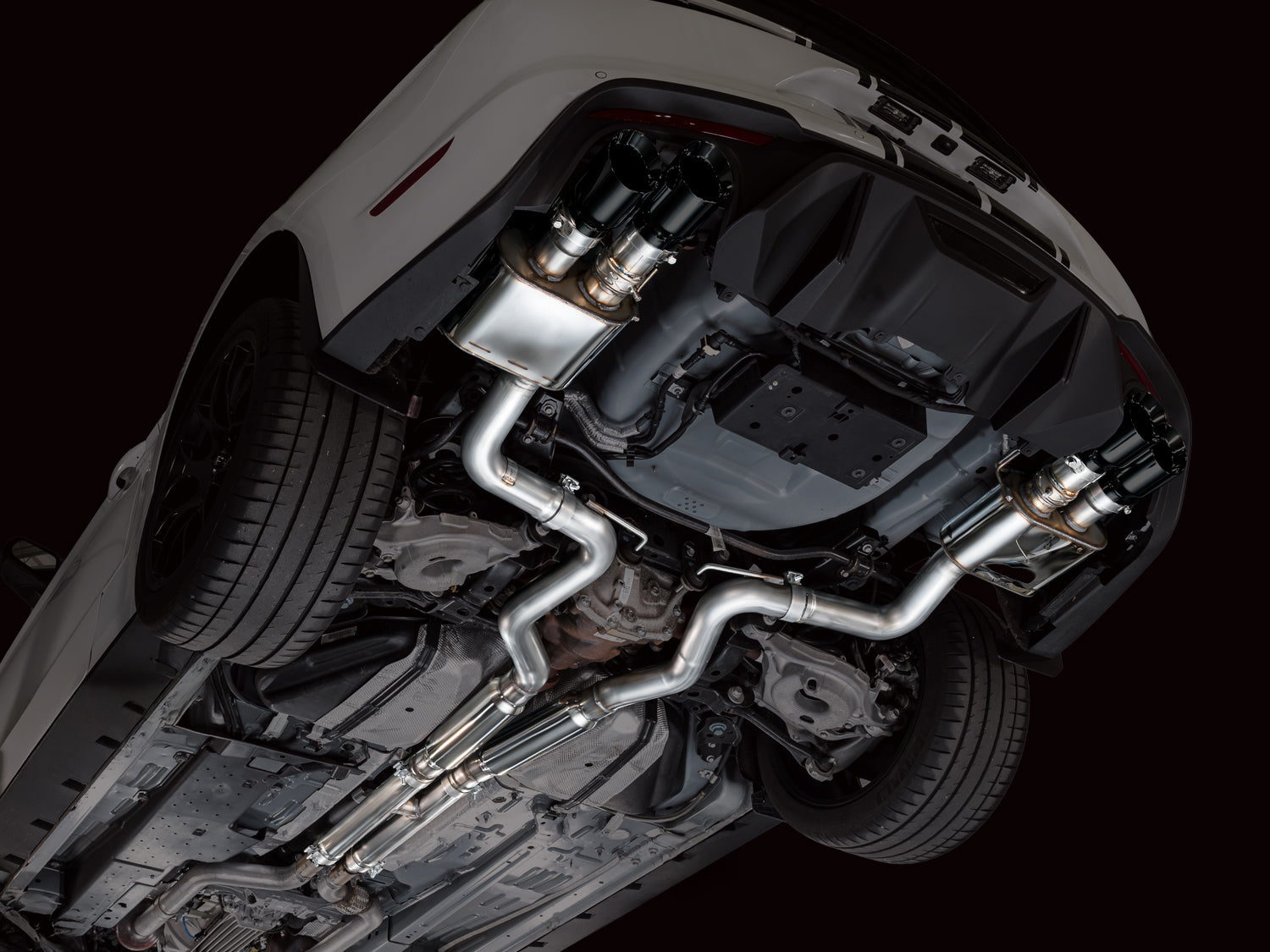AWE SwitchPath™ Cat-back Exhaust for '18-'23 S550 Mustang GT - Quad Diamond Black Tips
