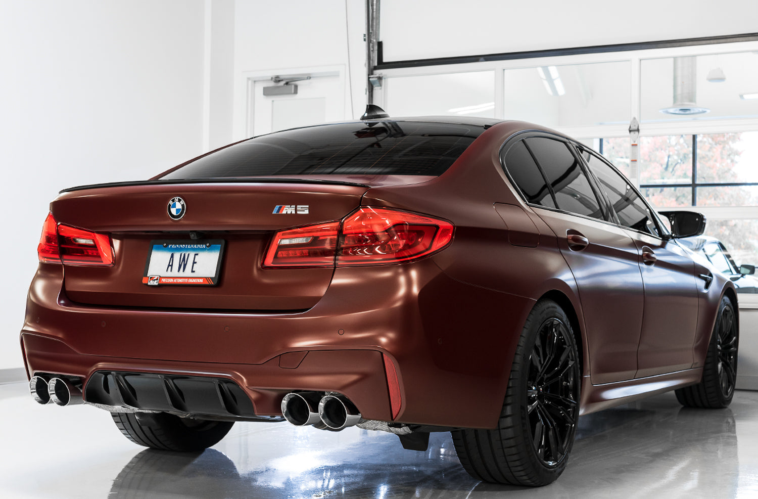 AWE SwitchPath™ Catback Exhaust for BMW F90 M5 - Diamond Black Tips