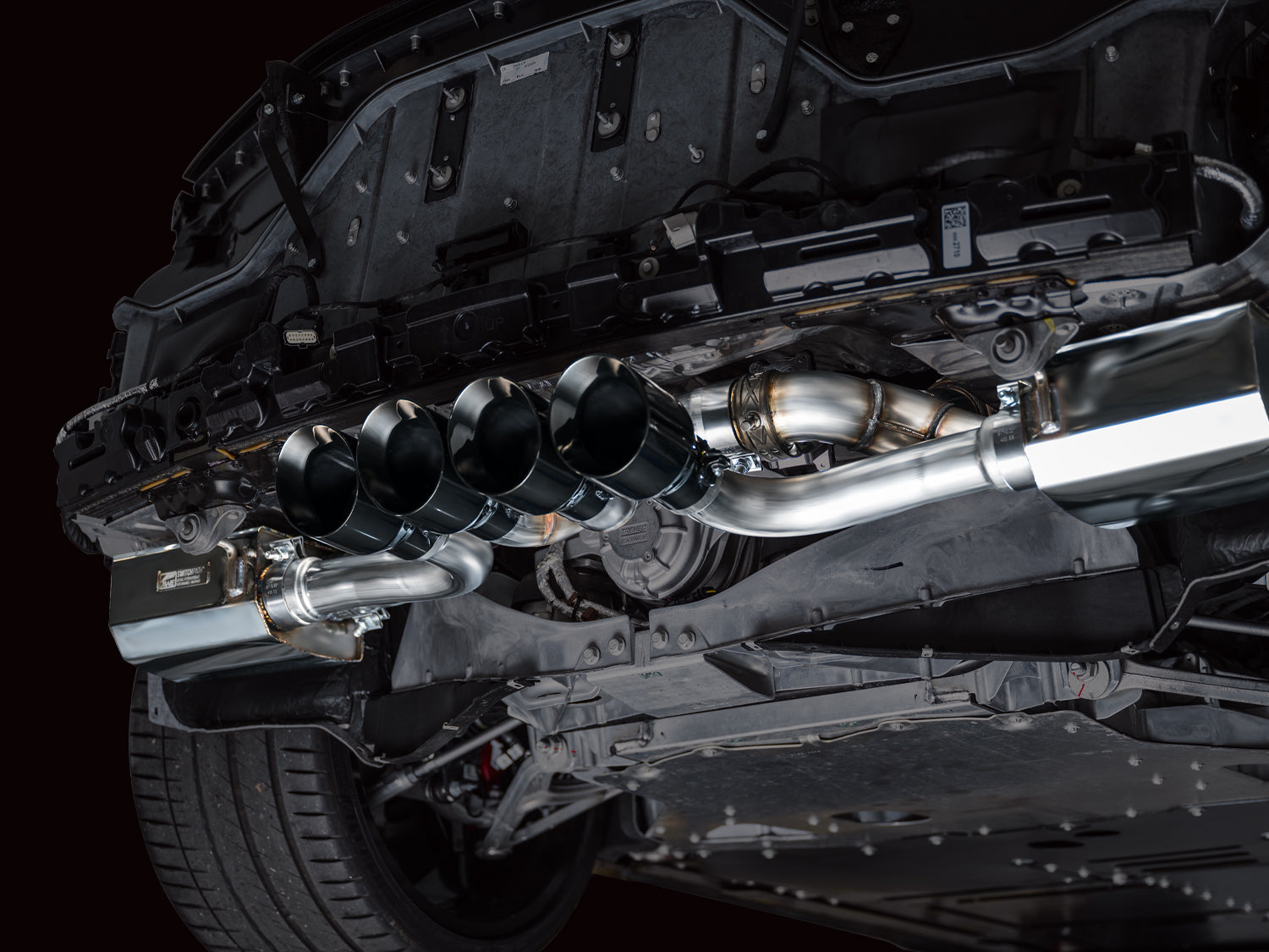AWE SwitchPath Exhaust for C8 Corvette Z06 - Diamond Black Tips
