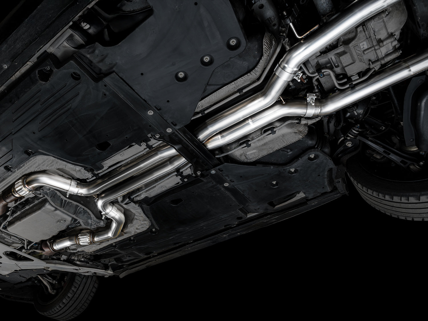 AWE SwitchPath™ Exhaust for Cadillac CT4-V Blackwing - Diamond Black Tips