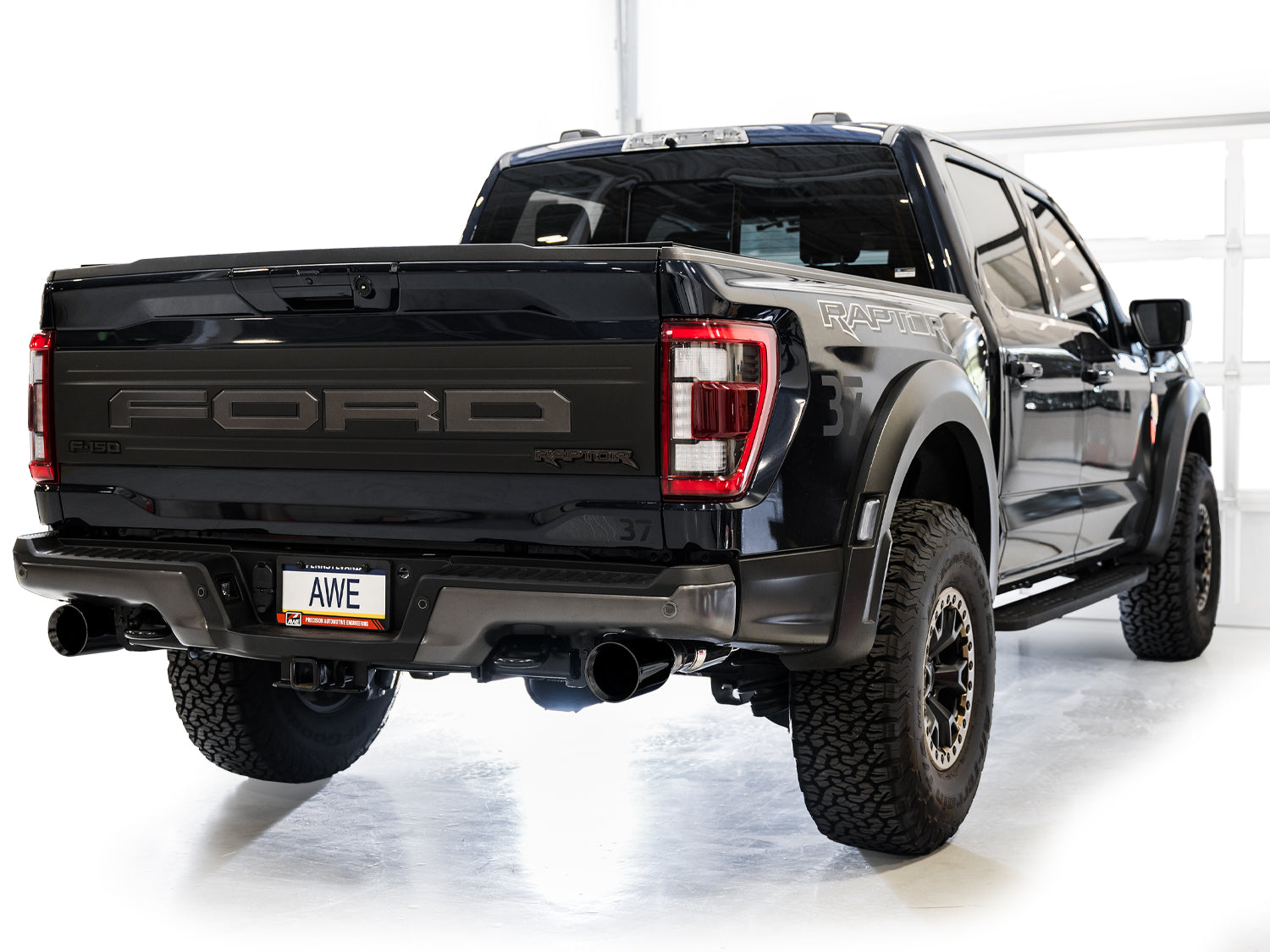 AWE SwitchPath™ Exhaust for Gen 3 Raptor - Diamond Black Tip