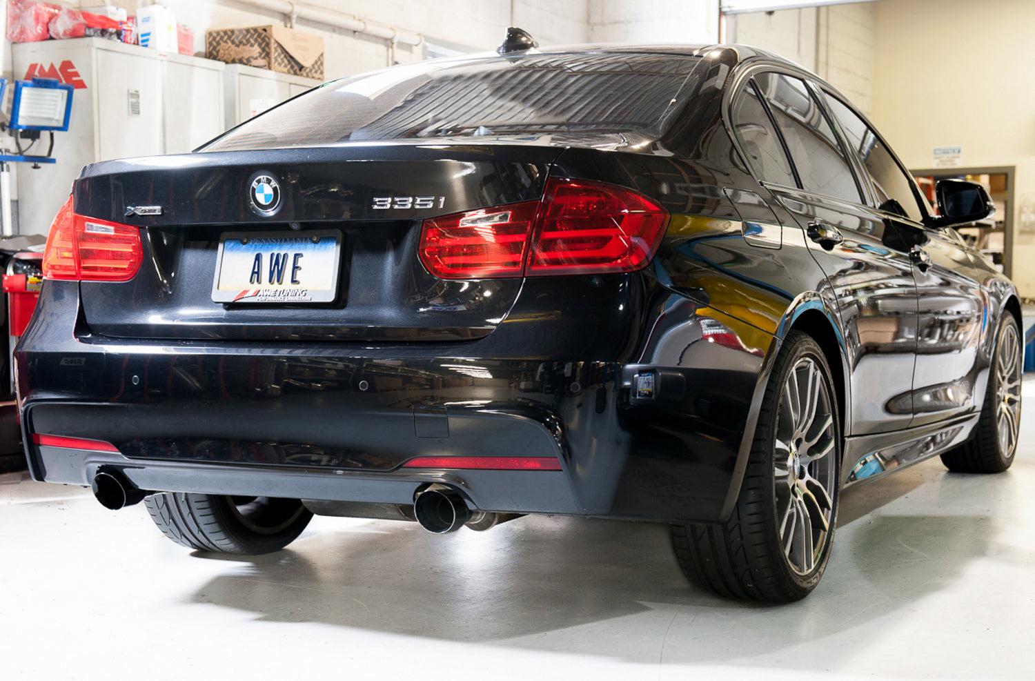 AWE Touring Edition Axle Back Exhaust for BMW F3X 335i/435i - Diamond Black Tips (102mm)
