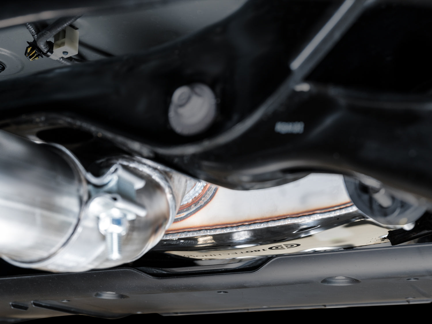 AWE Touring Edition Exhaust for FL5 Civic Type R - Triple Diamond Black Tips