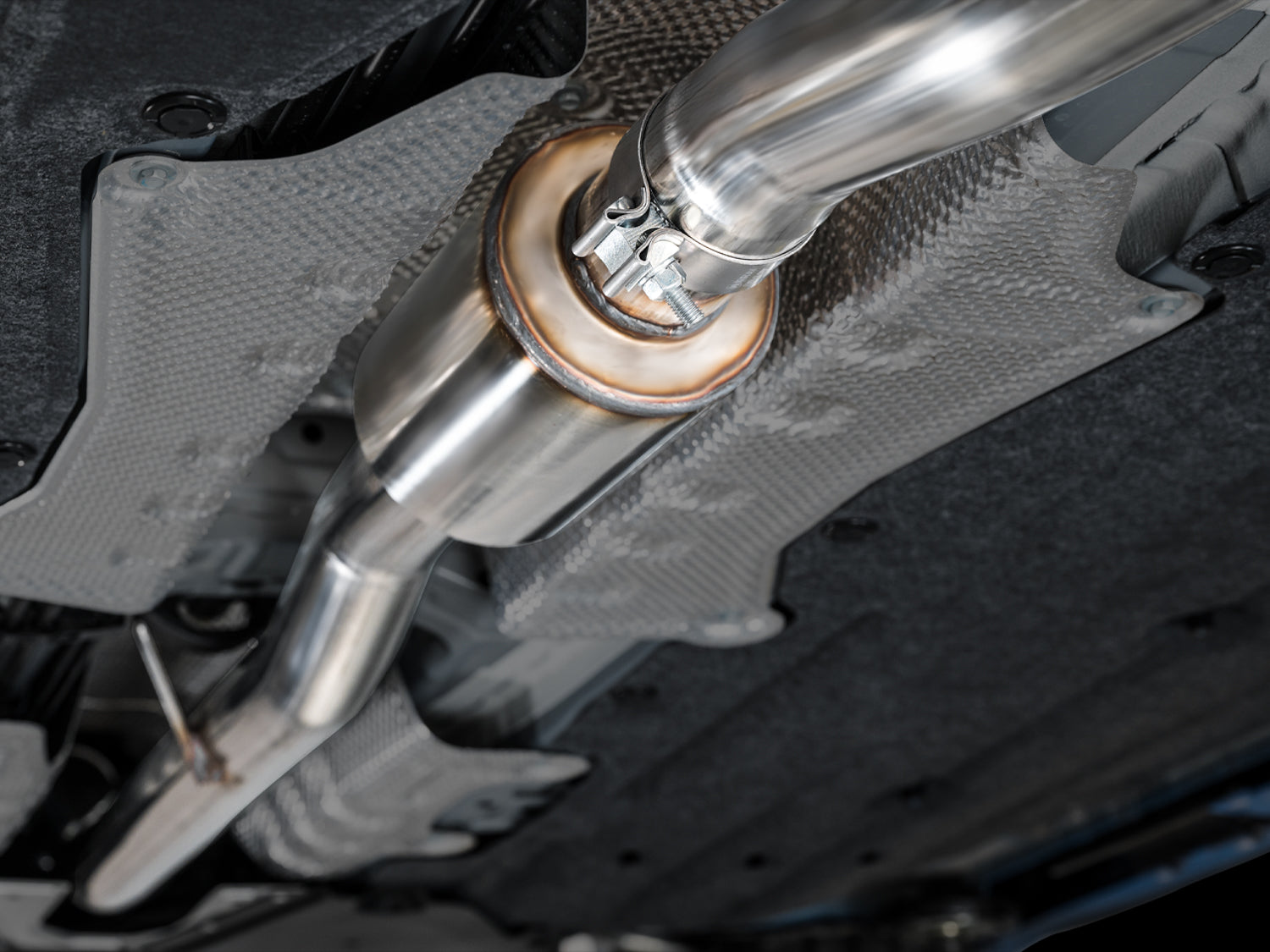 AWE Track Edition Exhaust for FL5 Civic Type R - Triple Diamond Black Tips