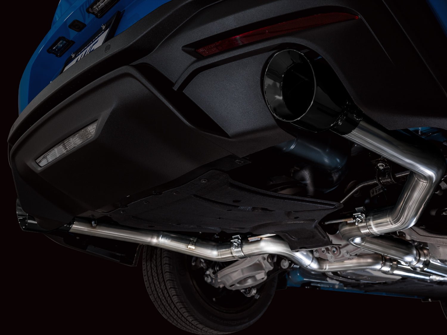 AWE Track Edition Exhaust for S650 Ford Mustang GT Fastback - Dual Diamond Black Tips