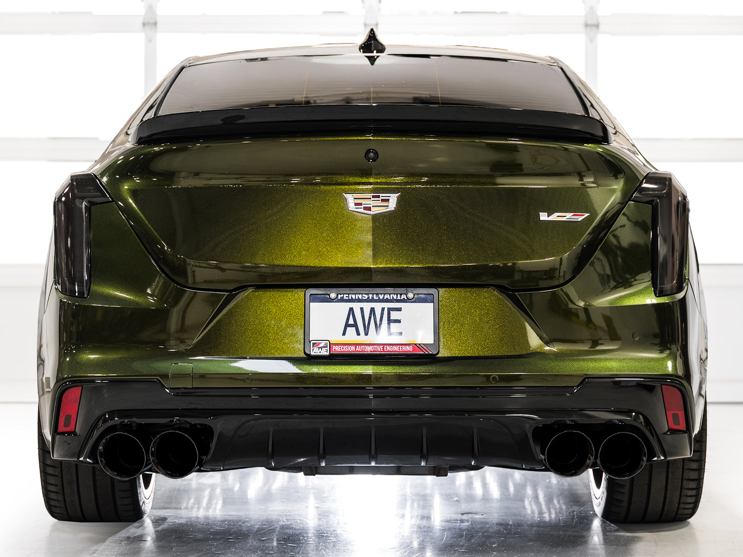 AWE SwitchPath™ Exhaust for Cadillac CT4-V Blackwing - Diamond Black Tips