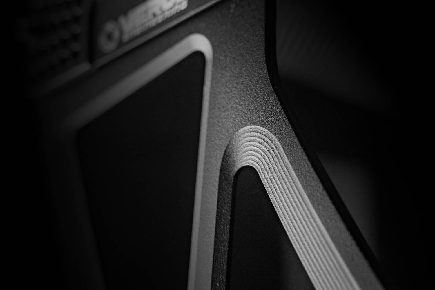 Bottom Mount UCW Rear Wing Kit - Subaru WRX (VB)