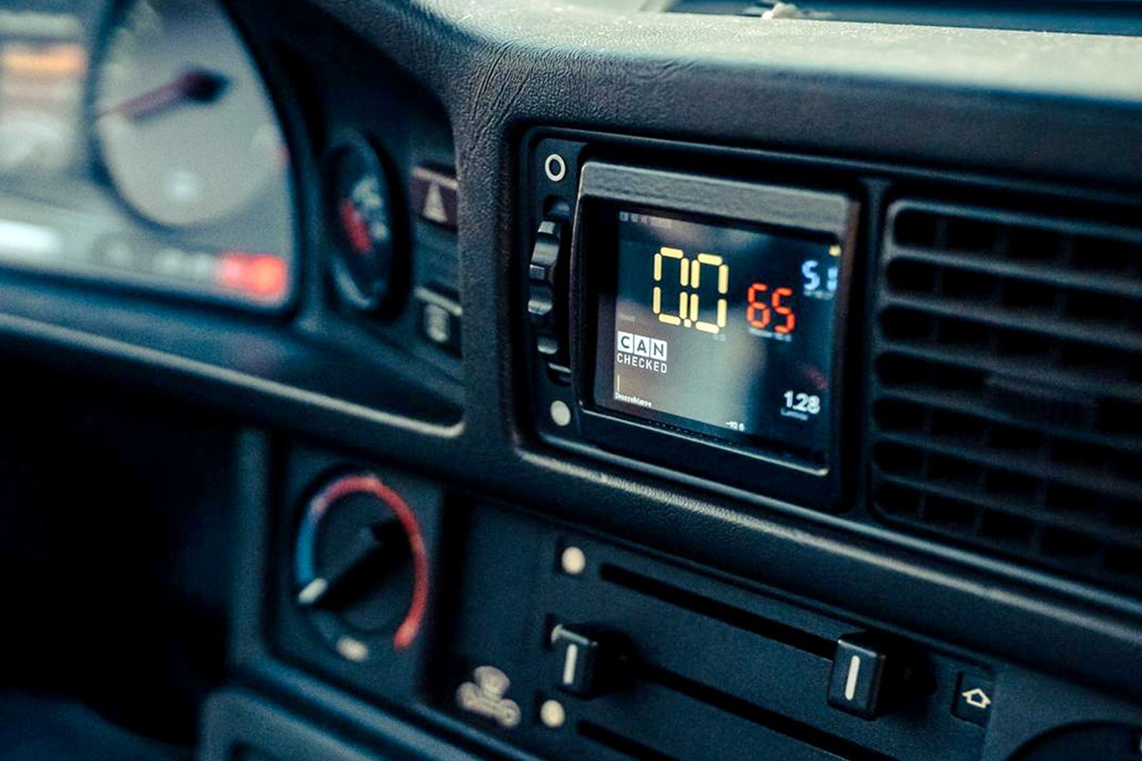 CANchecked E28 M5 / 5-Series MFD28 Multi Function Display | 2.8" Gen2 (LHD)-Interior-Grocery Getter Performance