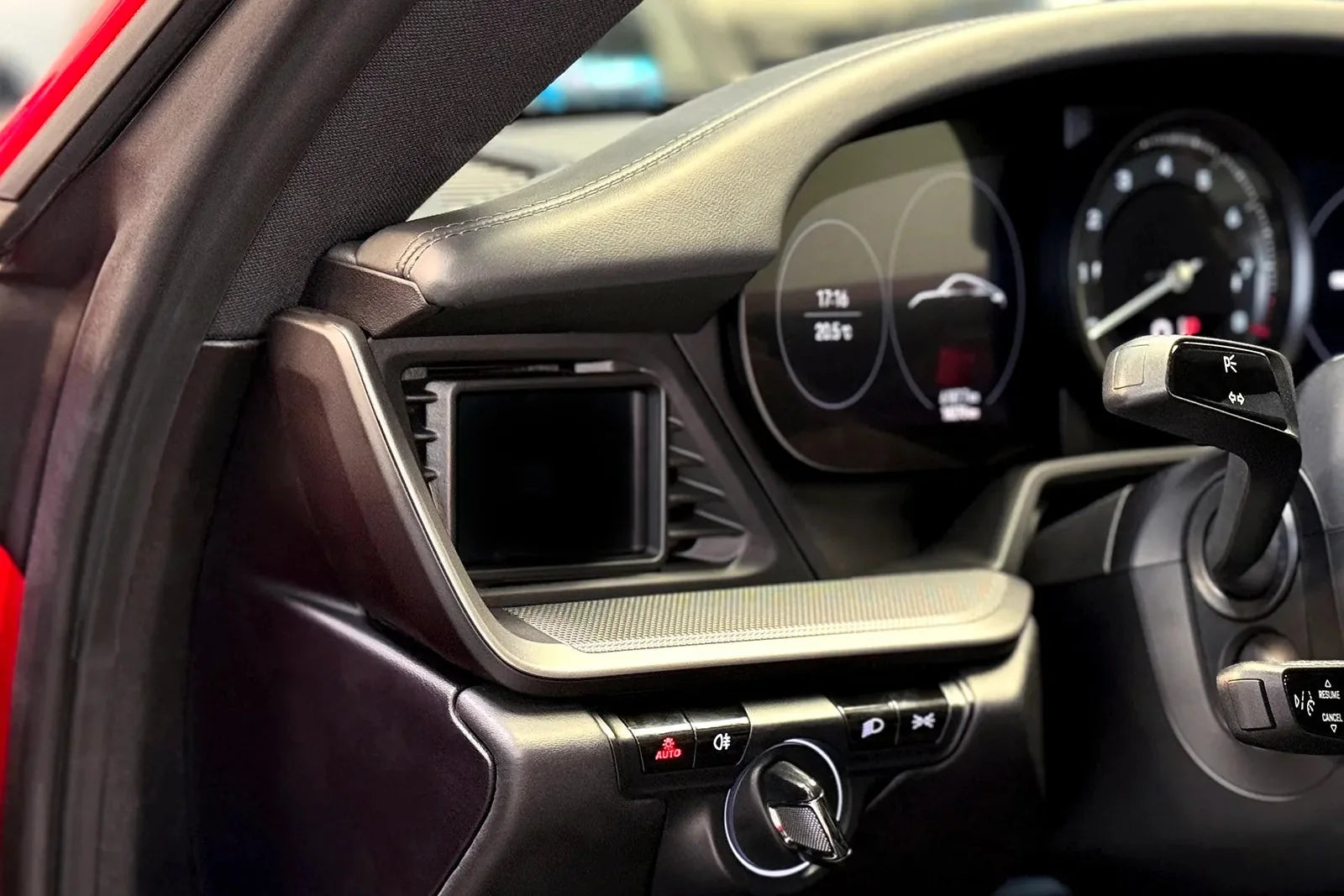 CANchecked Porsche 992.1 911 MFD32 Multi Function Display | 3.2" Gen2 (LHD)-Interior-Grocery Getter Performance