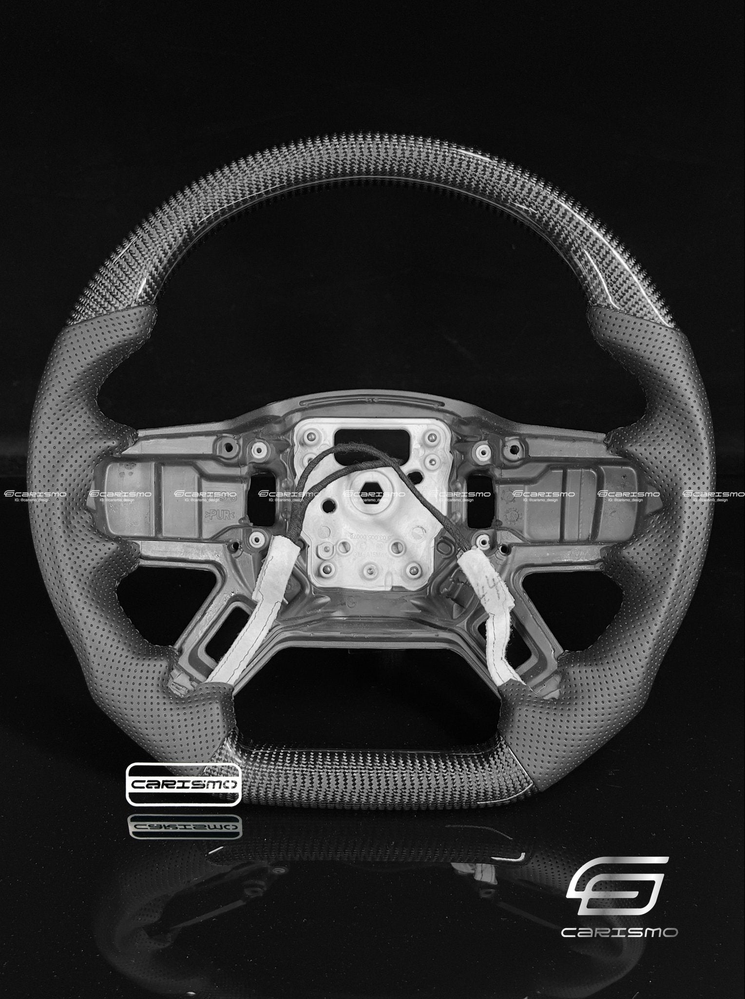 Carismo Steering Wheel For Land Rover Defender (L663) - Sport - Gloss Carbon - Perforated Leather