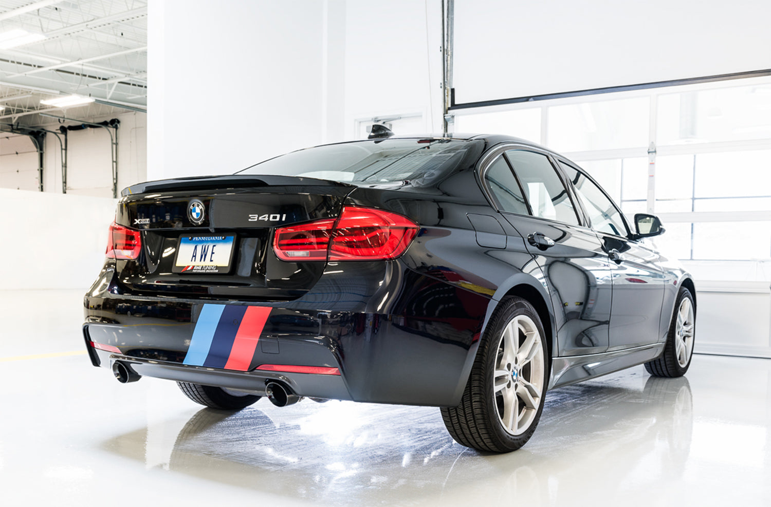 AWE Touring Edition Axle Back Exhaust for BMW F3X 340i / 440i - Chrome Silver Tips (102mm)