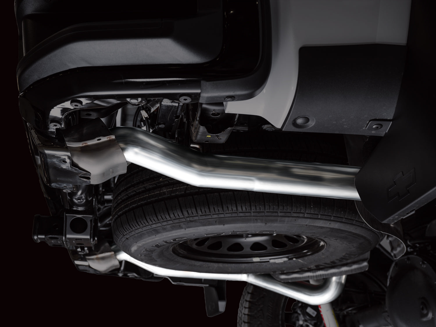 AWE 0FG Catback Split Rear Exit Exhaust for 4th Gen Silverado/Sierra 1500 5.3L (with bumper cutouts) - OE Tips