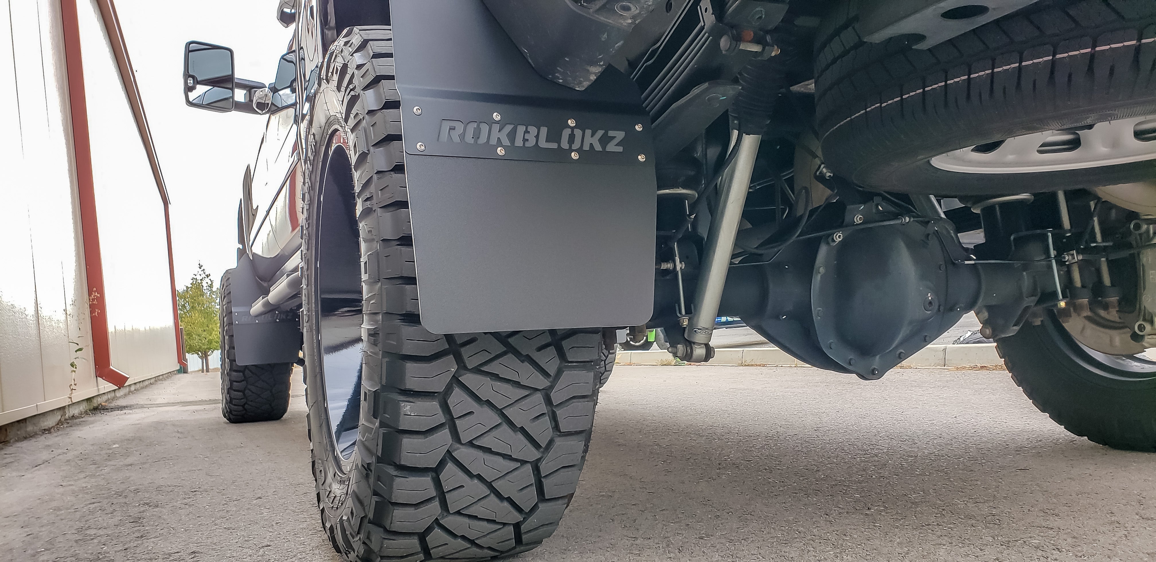 Chevrolet Silverado 1500/2500/3500HD STEP BACK (3rd Gen) 2015-2018 SRW Mud Flaps