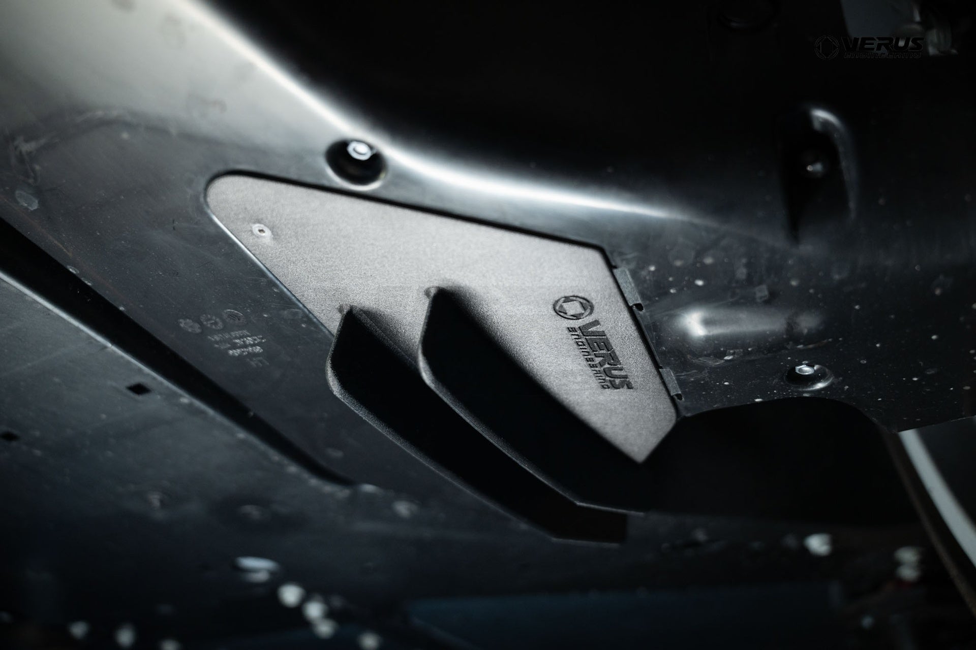 Control Arm Guide Strake Kit - Corvette Stingray and Z06 (C8)