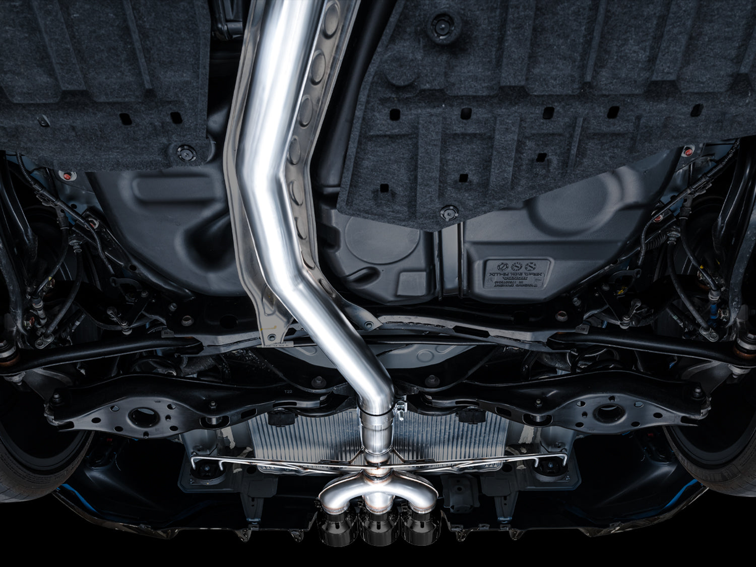 AWE Track Edition Exhaust for FL5 Civic Type R - Triple Diamond Black Tips