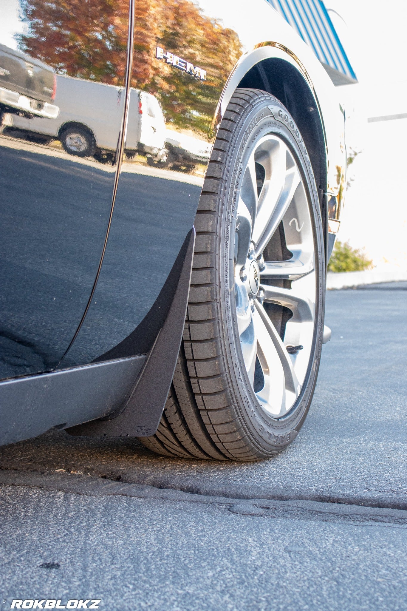 Dodge Challenger 2015-2023 Splash Guards