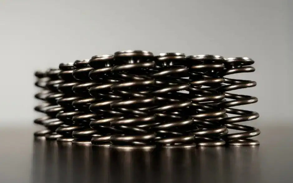 Ford 3.0 V6 Beehive Spring & Titanium Retainer Kit.