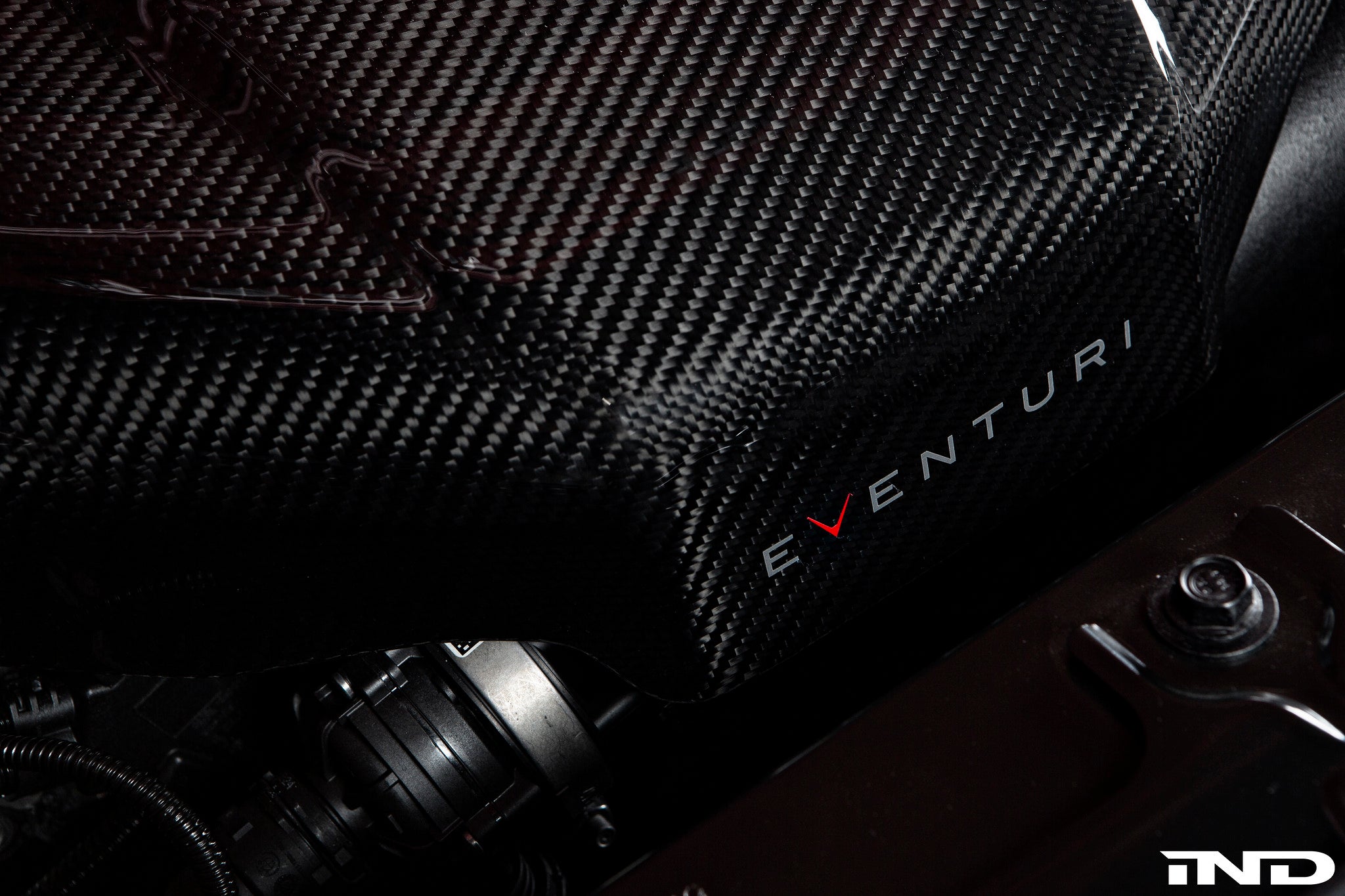 Eventuri G29 Z4 / A90 Supra (B58) Black Carbon Engine Cover-Exterior-Grocery Getter Performance