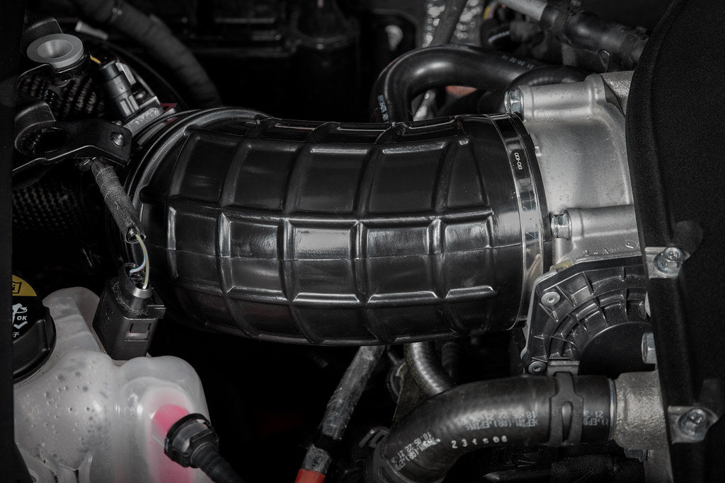 Eventuri Lotus Emira V6 Black Carbon Intake System
