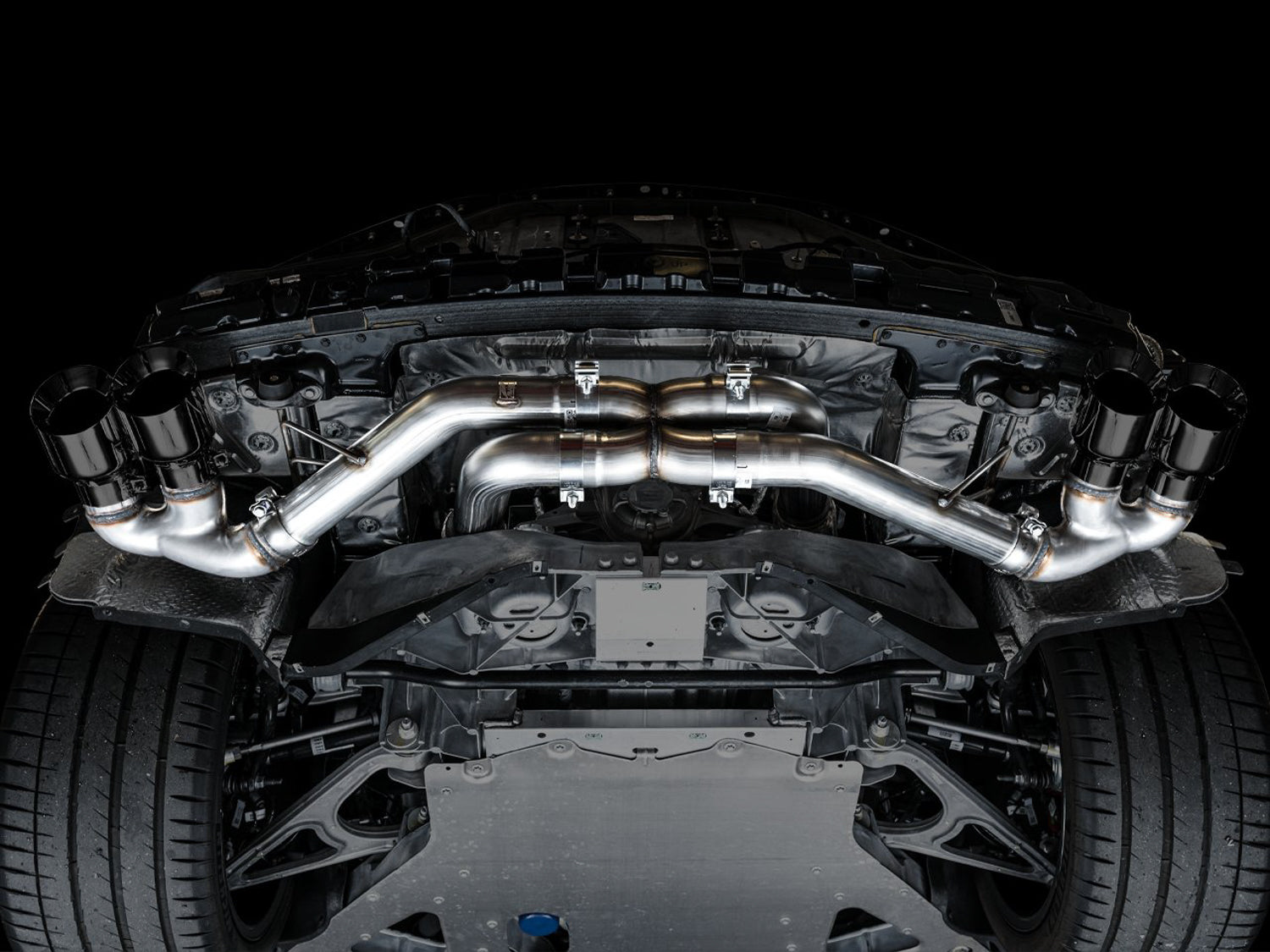 AWE Track Edition Exhaust for C8 Corvette -- Diamond Black Tips