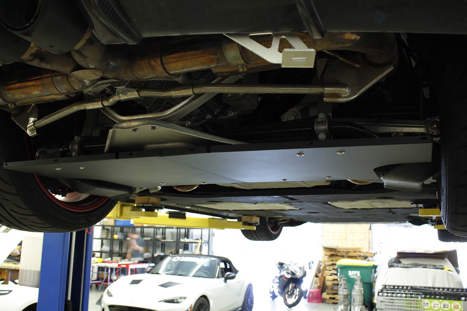 Flat Underbody Panel Kit - Porsche 981 Cayman GT4