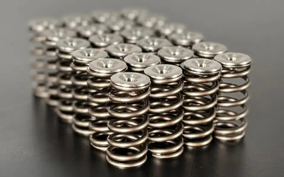 Ford 3.0 V6 Beehive Spring & Titanium Retainer Kit.