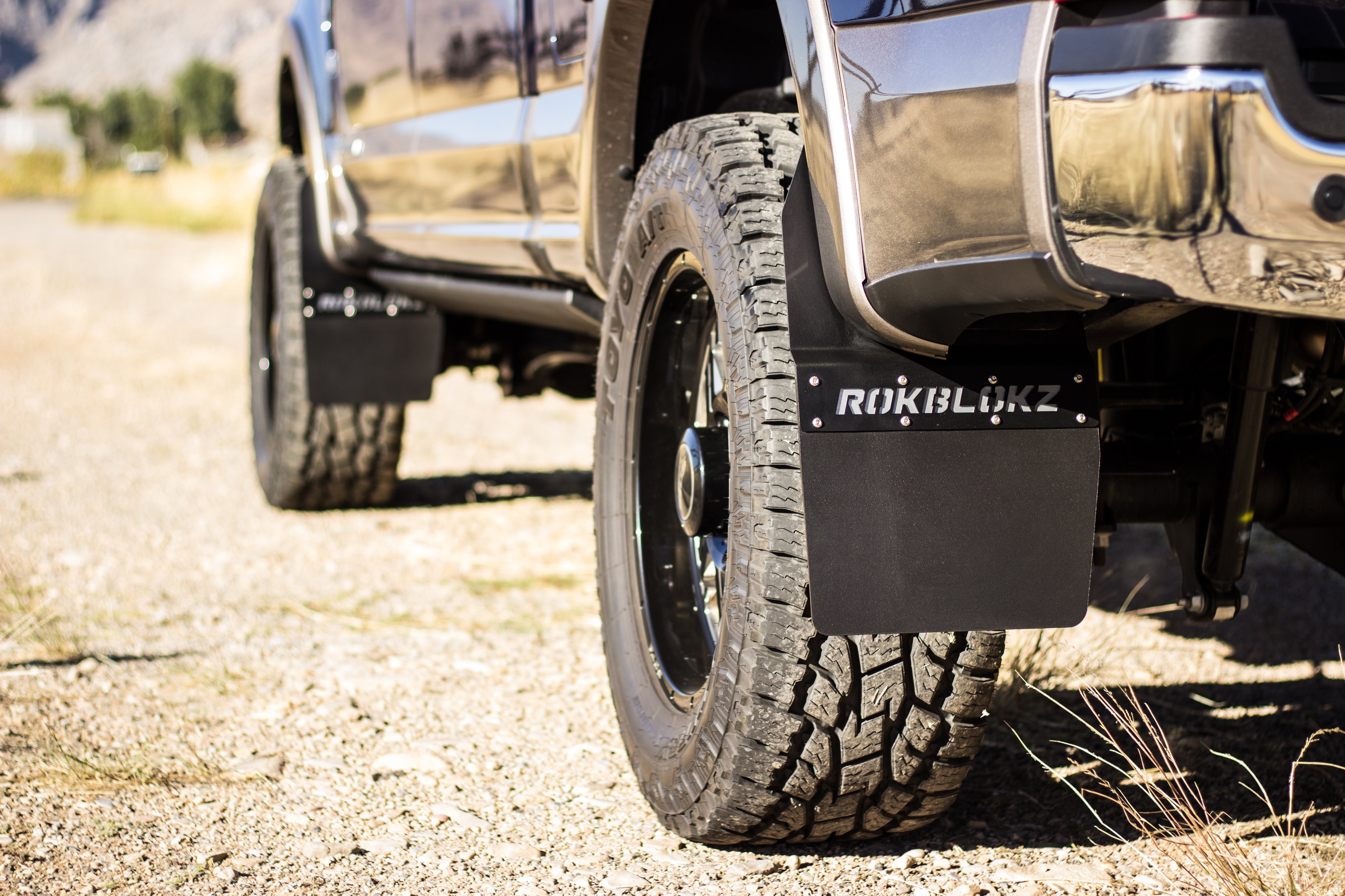 Ford F-250 F-350 SUPER DUTY SRW STEP BACK 2017+ Mud Flaps