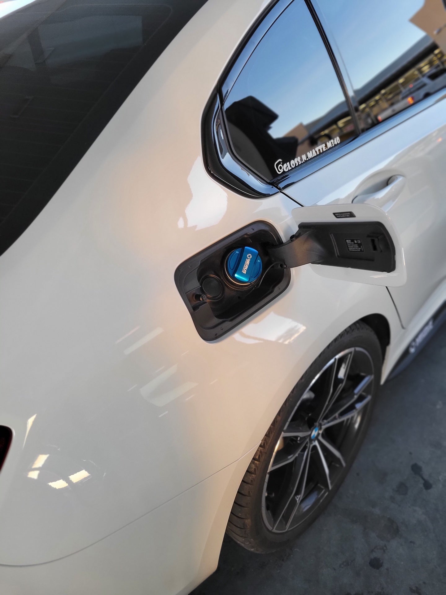 Gas Cap Cover - BMW (G-Series, B58 Engine)