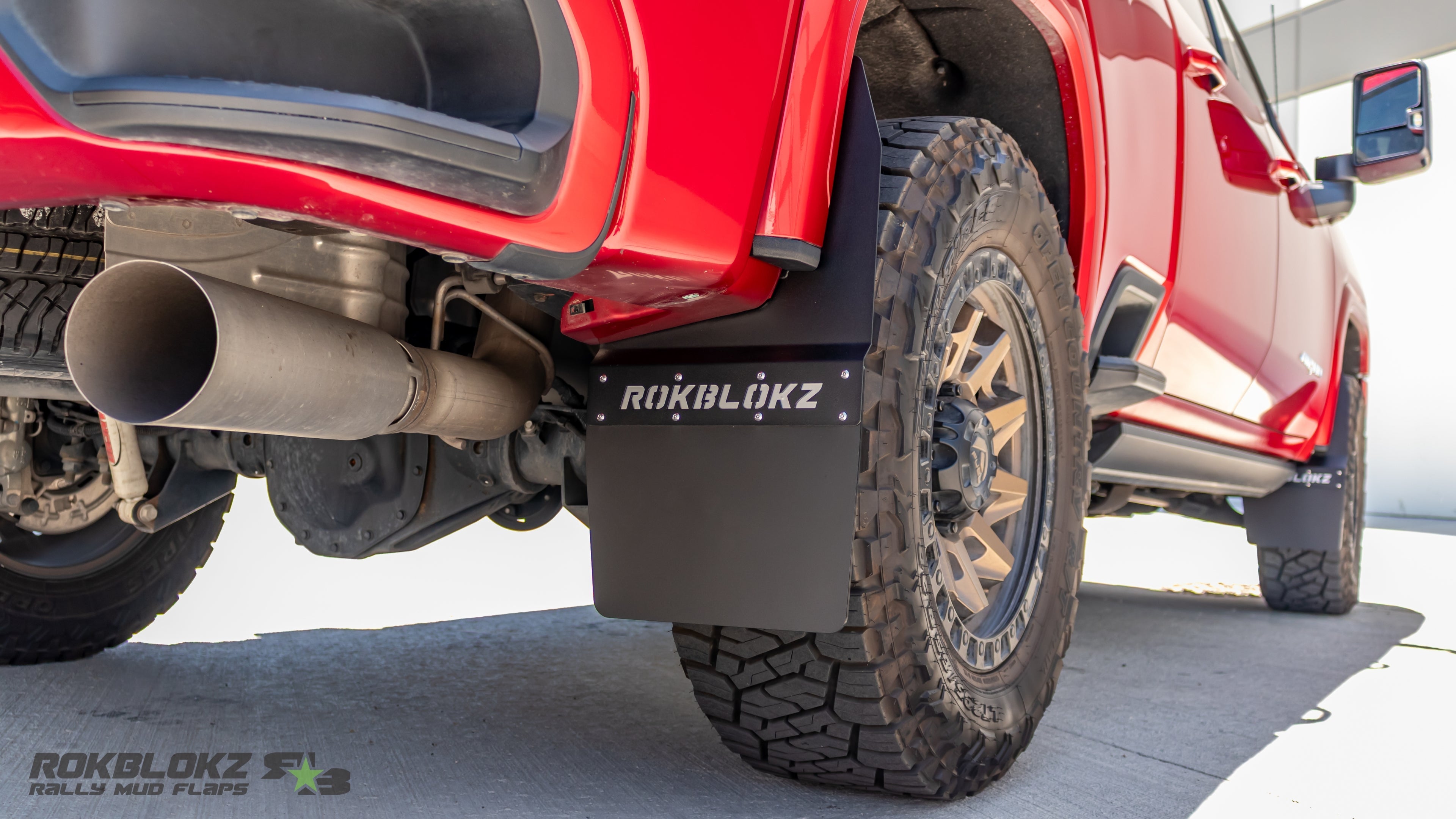 GMC Sierra 2500/3500 2020+ Step-Back Mud Flaps