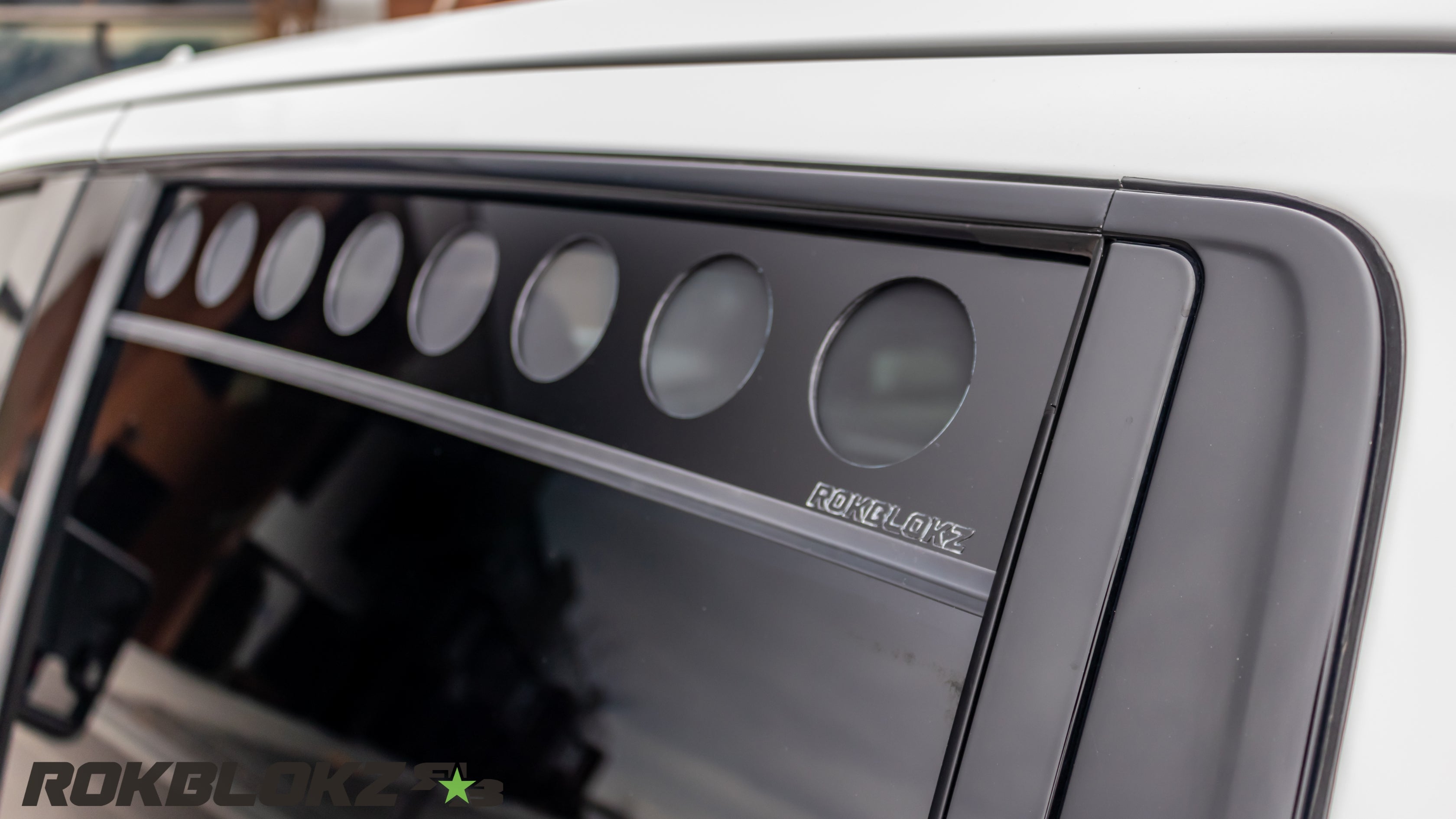 GMC Sierra 2500/3500 HD 2020+ Window Vent