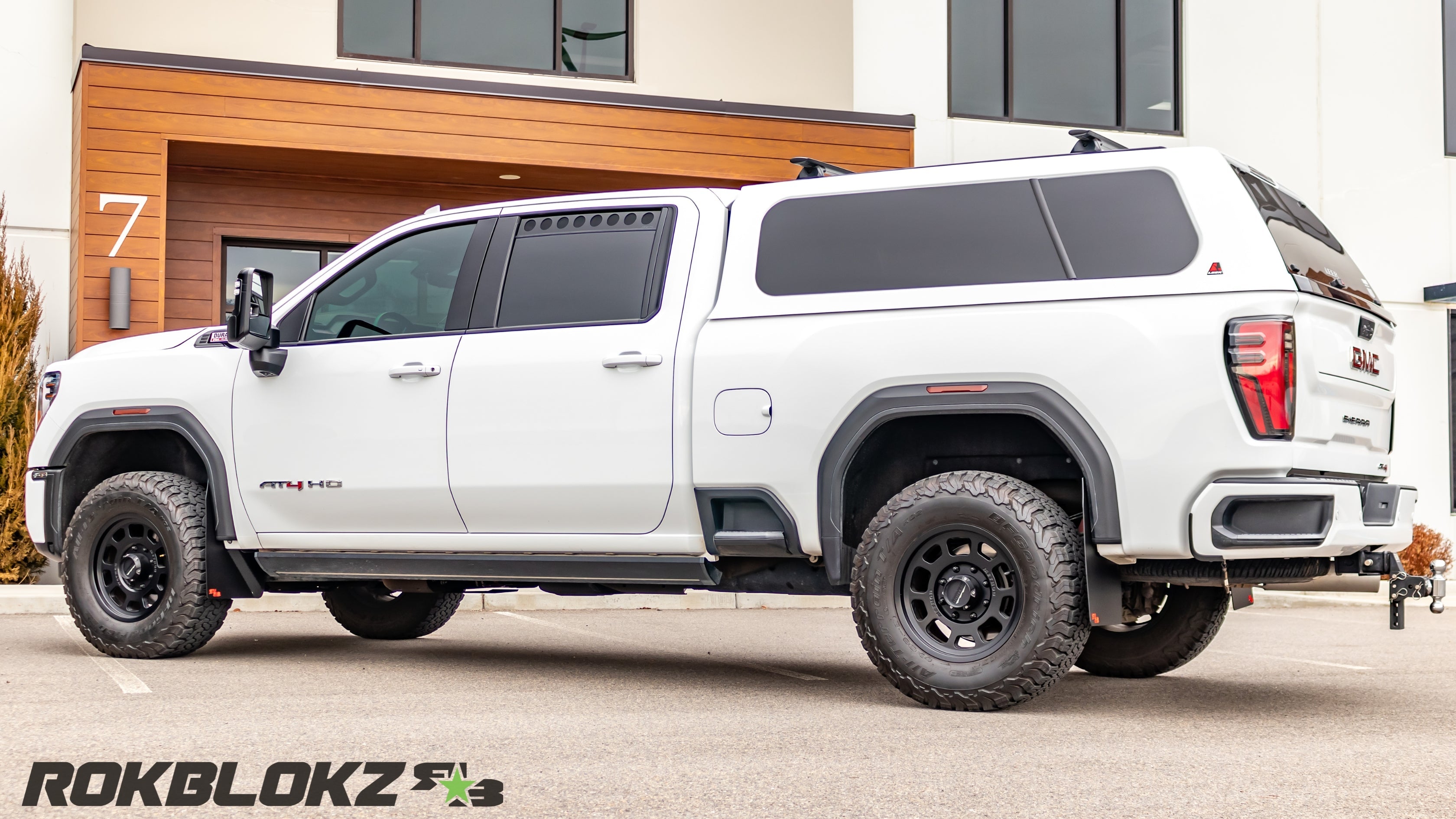 GMC Sierra 2500/3500 HD 2020+ Window Vent