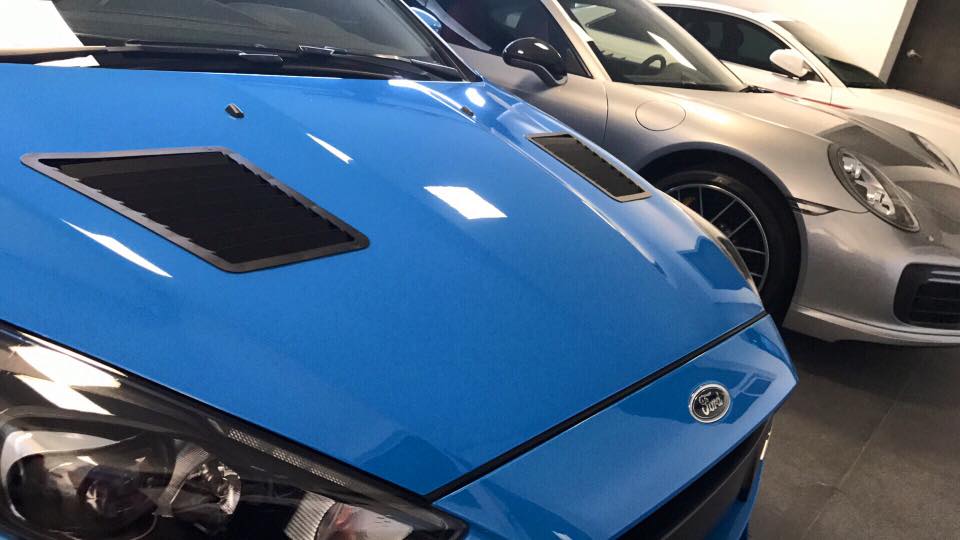Hood Louver Kit - Focus RS/ST (MK3)