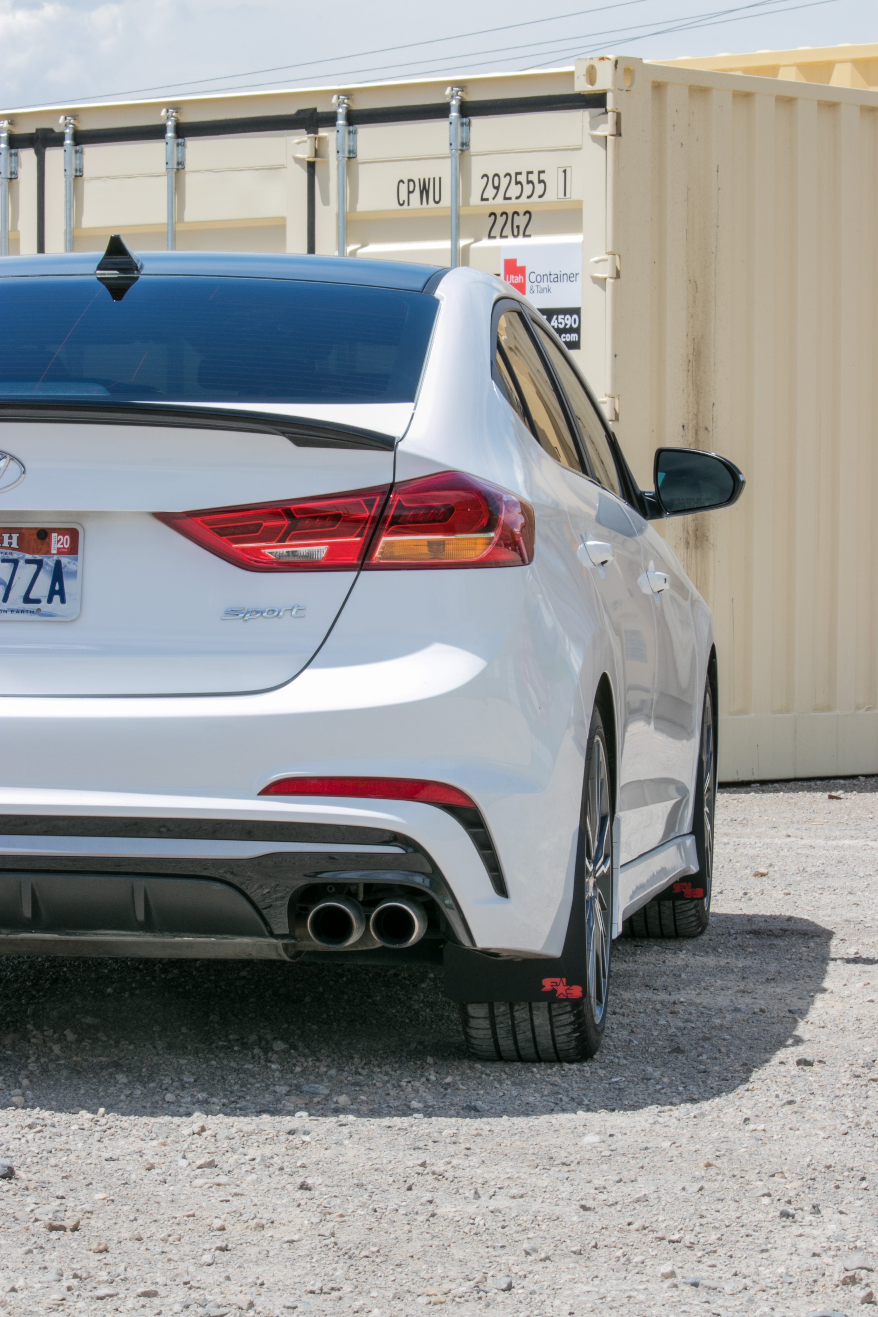 Hyundai Elantra Sport Sedan 2017-2018 Mud Flaps
