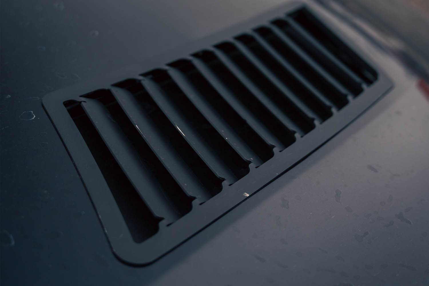 JC6 - Hood Louver Kit