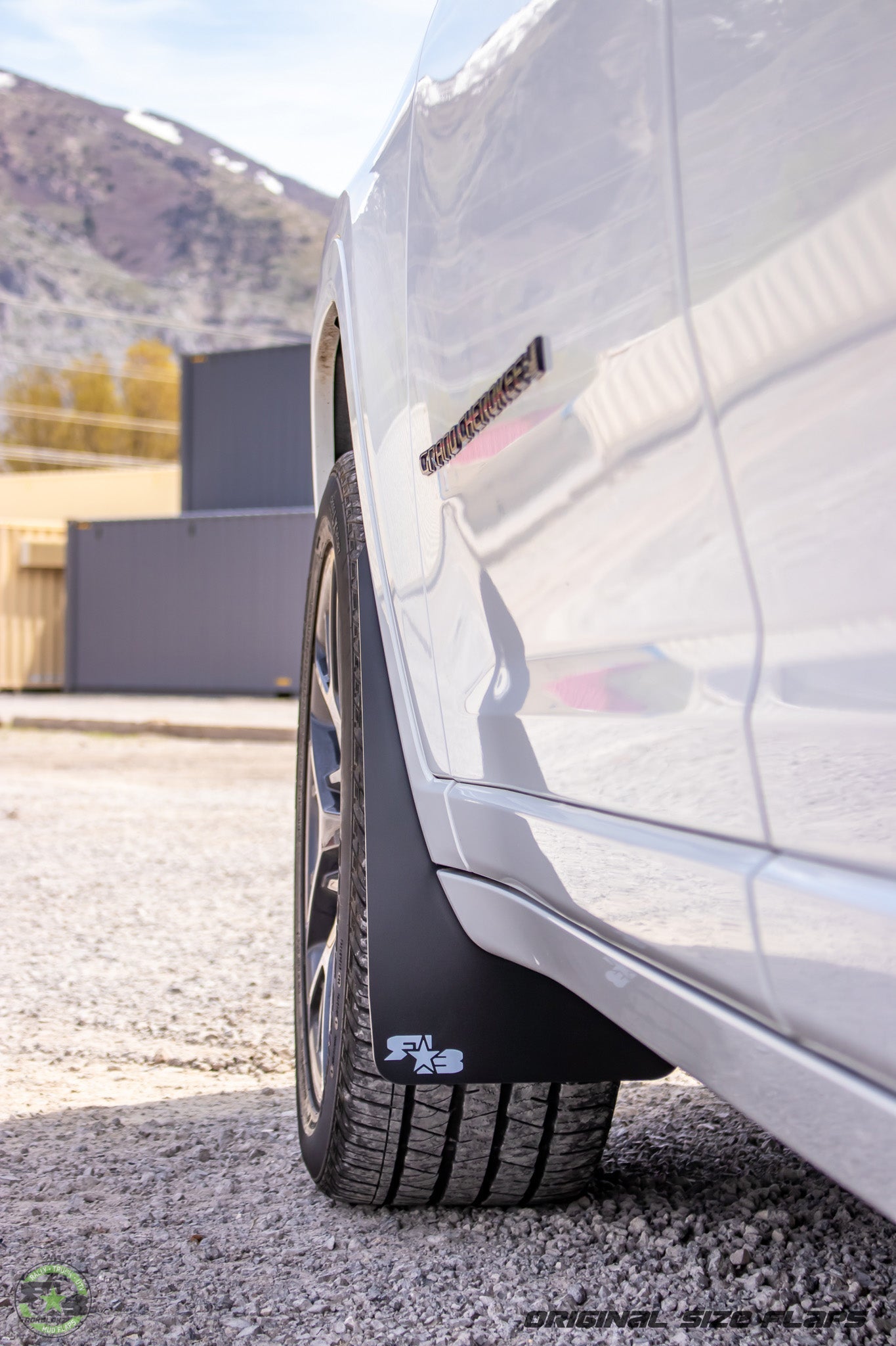 Jeep Grand Cherokee L (WL) 2021+ Mud Flaps