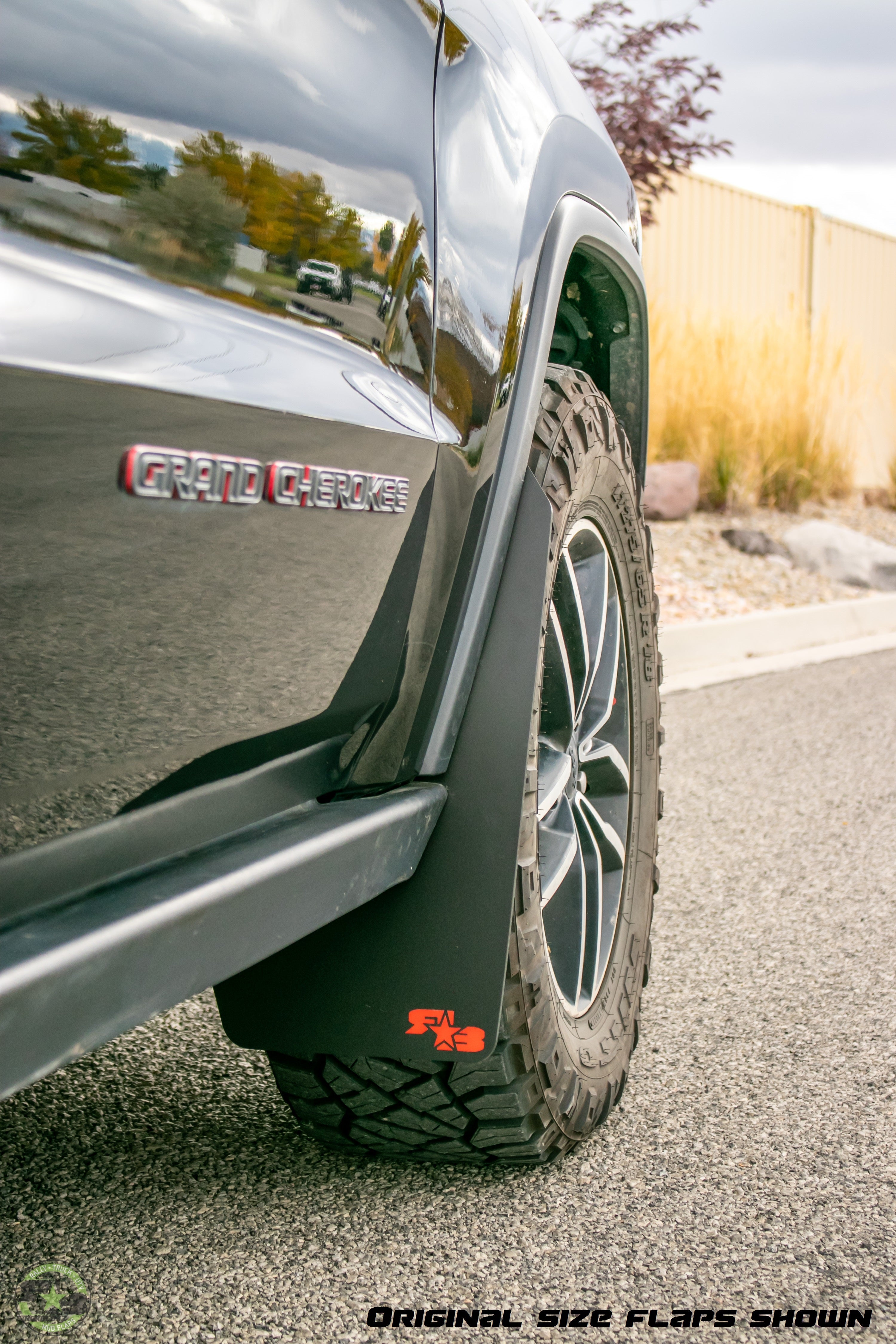 Jeep Grand Cherokee (WK2) 2011-2022 Mud Flaps
