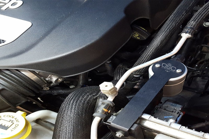 J&L 12-17 Jeep Wrangler JK 3.6L Passenger Side Oil Separator 3.0 - Clear Anodized-Oil Separators-Grocery Getter Performance