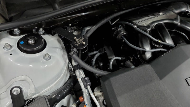 J&L 18-24 Toyota Camry 3.5L V6 Oil Separator 3.0 Passenger Side - Black Anodized-Oil Separators-Grocery Getter Performance