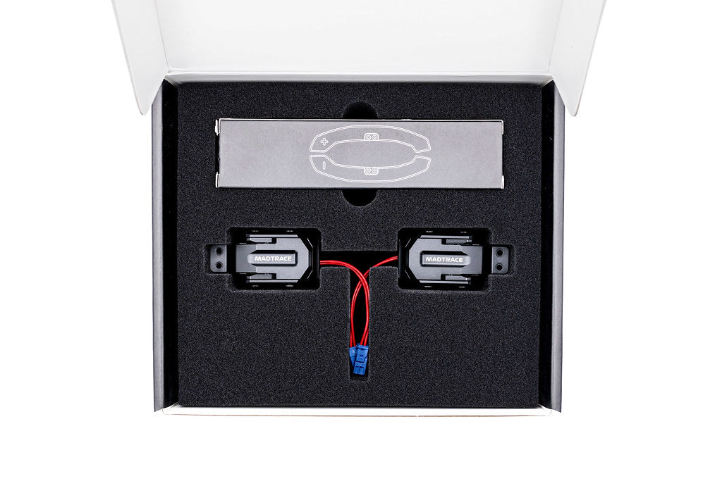 JQ Werks / MadTrace BMW G-Chassis Clubsport Magnetic Shift Paddle Set - Carbon V3-Interior-Grocery Getter Performance