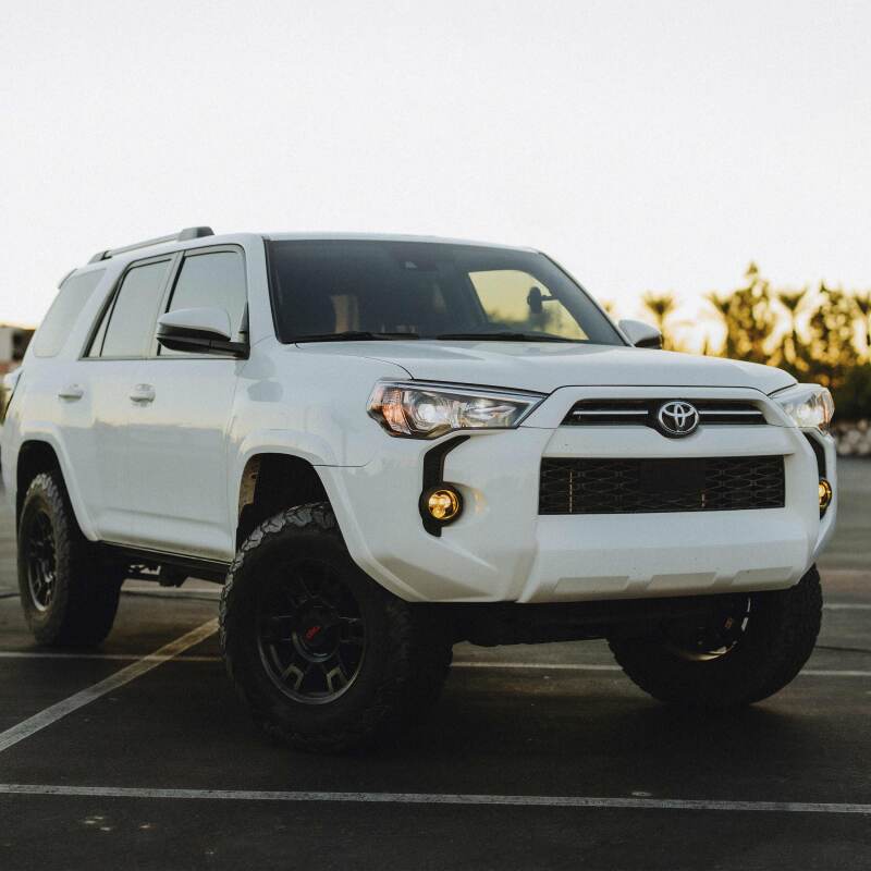 KC HiLiTES FLEX ERA 3 Dual Mode SAE Fog Lights - 2-Light Master Kit for Toyota Tacoma/4Runner/Tundra-Light Bars & Cubes-Grocery Getter Performance