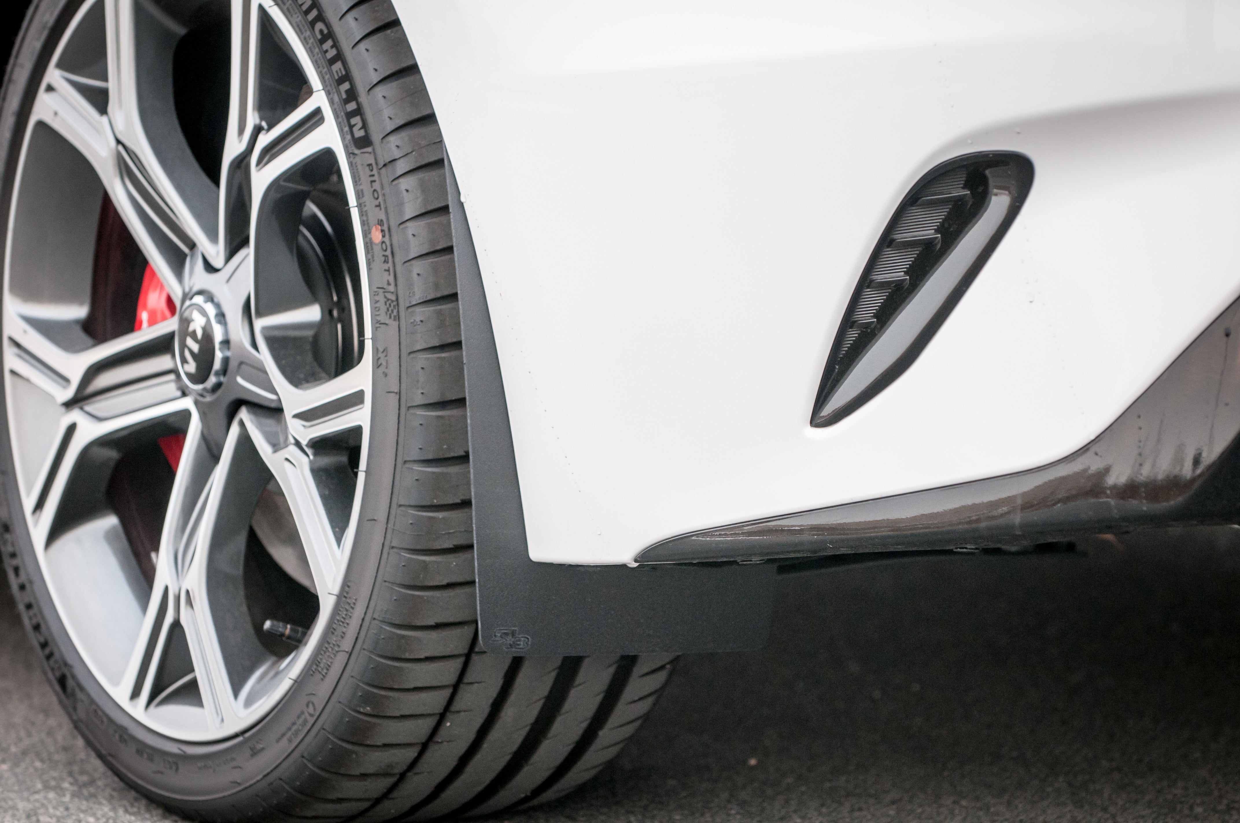 Kia Stinger 2018-2023 Splash Guards & Rally Style Mud Flaps