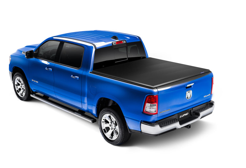 Lund 02-17 Dodge Ram 1500 (5.5ft. Bed) Genesis Elite Tri-Fold Tonneau Cover - Black-Tonneau Covers - Soft Fold-Grocery Getter Performance