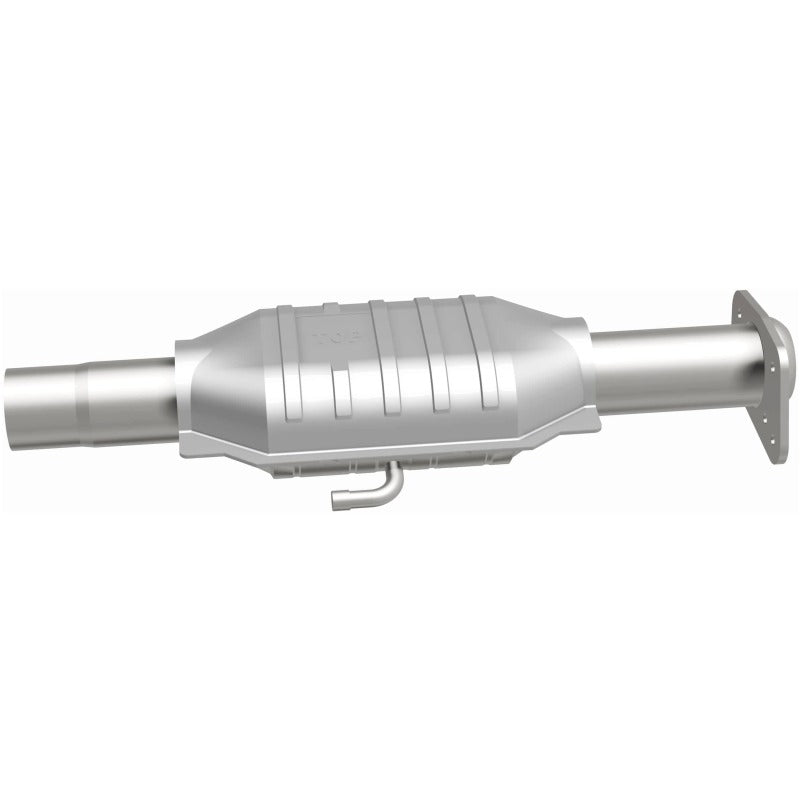 MagnaFlow Conv GM 23456 23X6.5X4 2.25/2.25-Catalytic Converter Direct Fit-Grocery Getter Performance