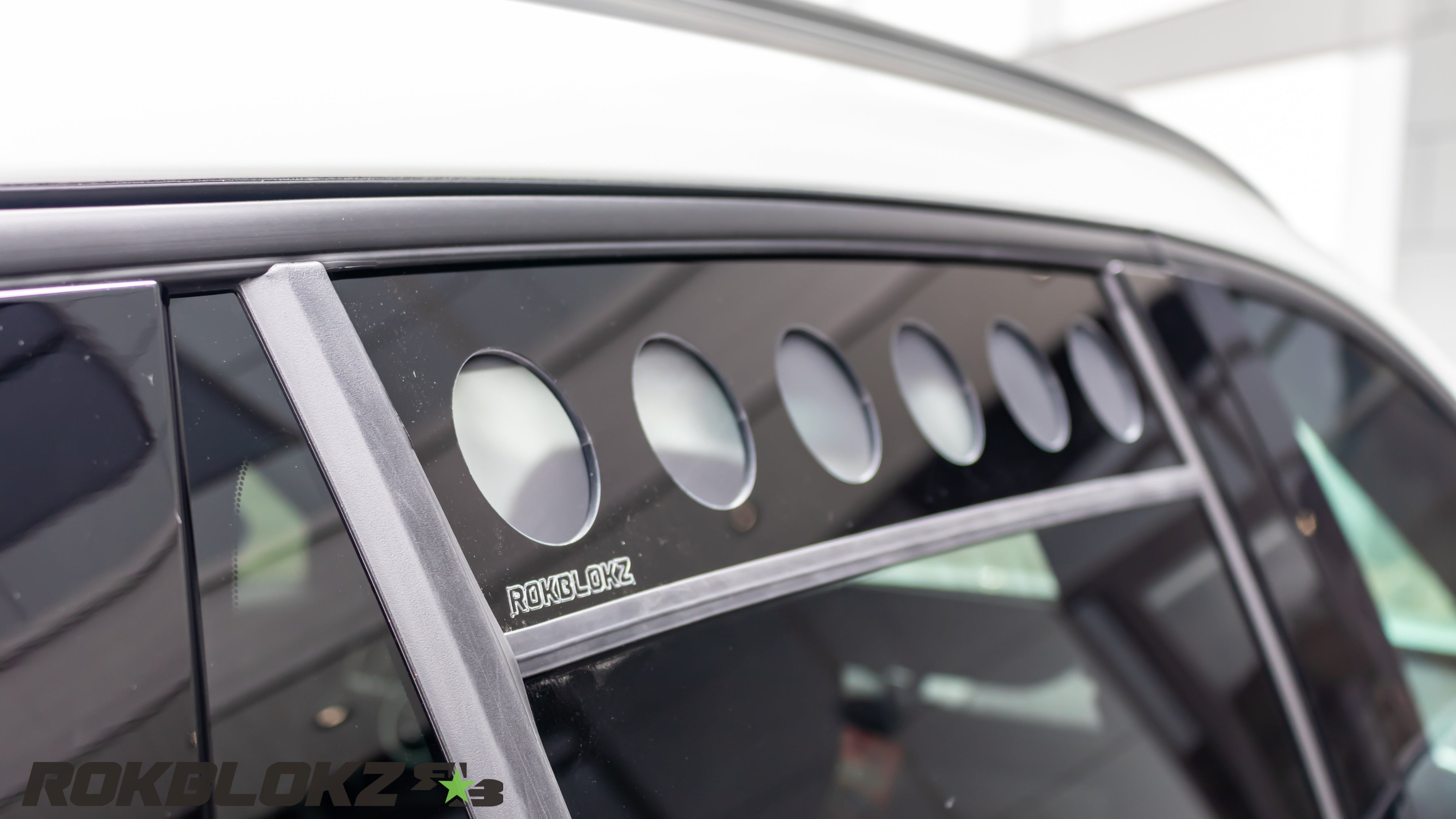 Mazda CX-50 2023+ Window Vent