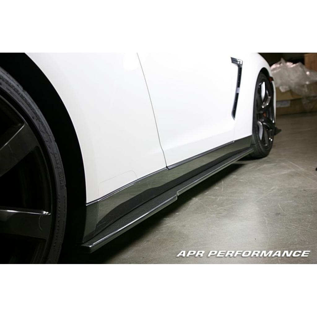 Nissan GTR R35 Carbon Fiber Side Rocker Extensions/ Side Skirt 2008-2016-Side Rocker Extensions-Grocery Getter Performance