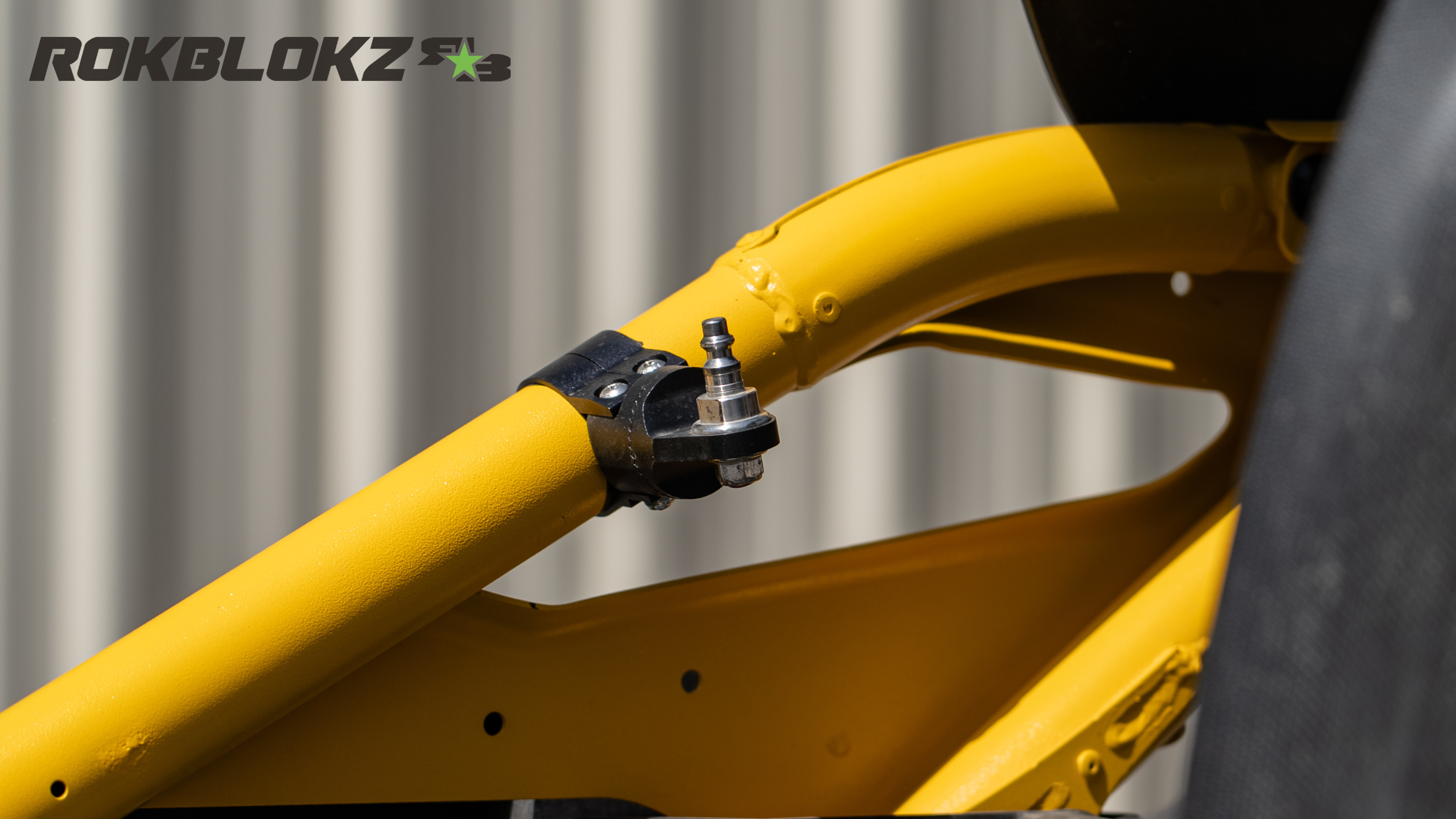 Rokblokz Rotating Flag Mount Bracket